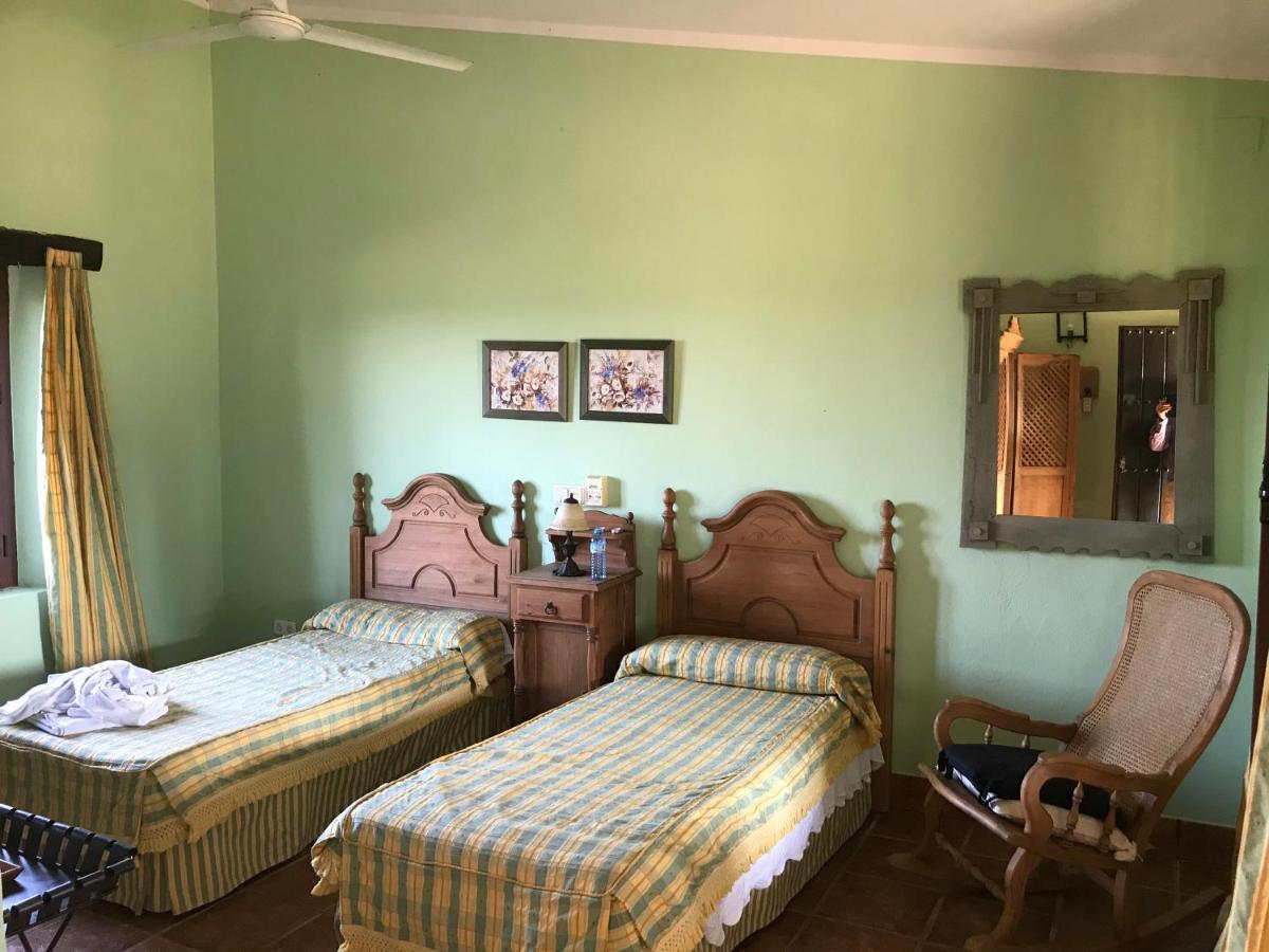 Posada Rural La Corbera Utrera Bagian luar foto